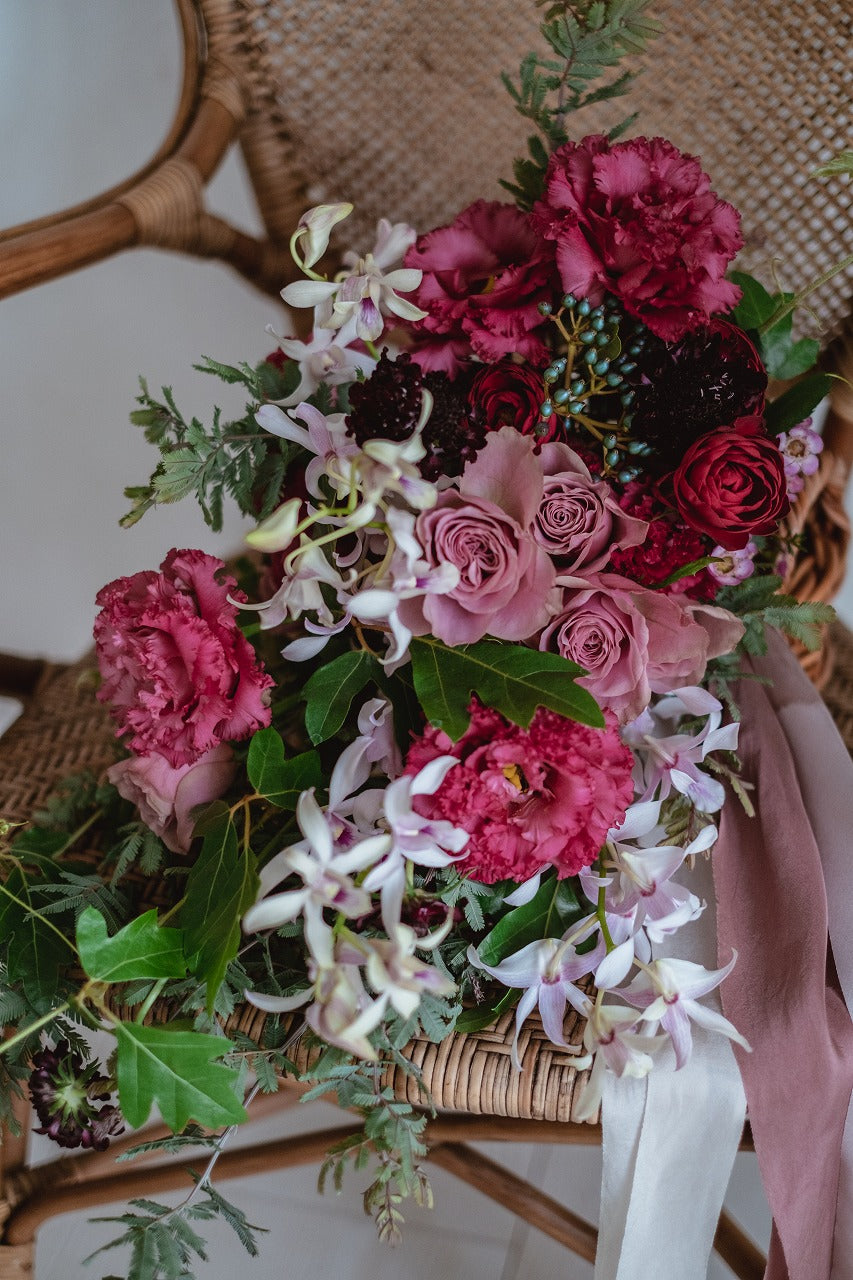 【エリア限定】Wedding Bouquet/オーダーデザインブーケサンプル/ フレッシュフラワー/モダンキャスケード