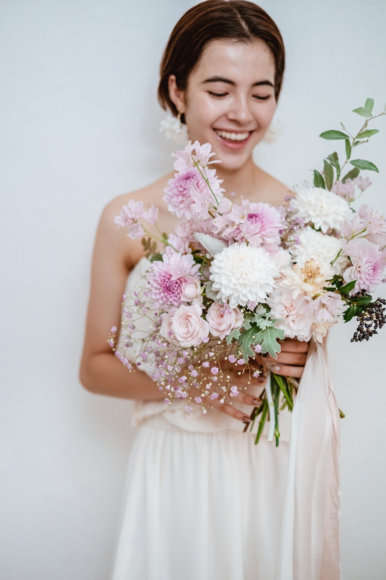 【エリア限定】Wedding Bouquet/オーダーデザインサンプル/ フレッシュフラワー/ワイドブーケ/ラビットマム