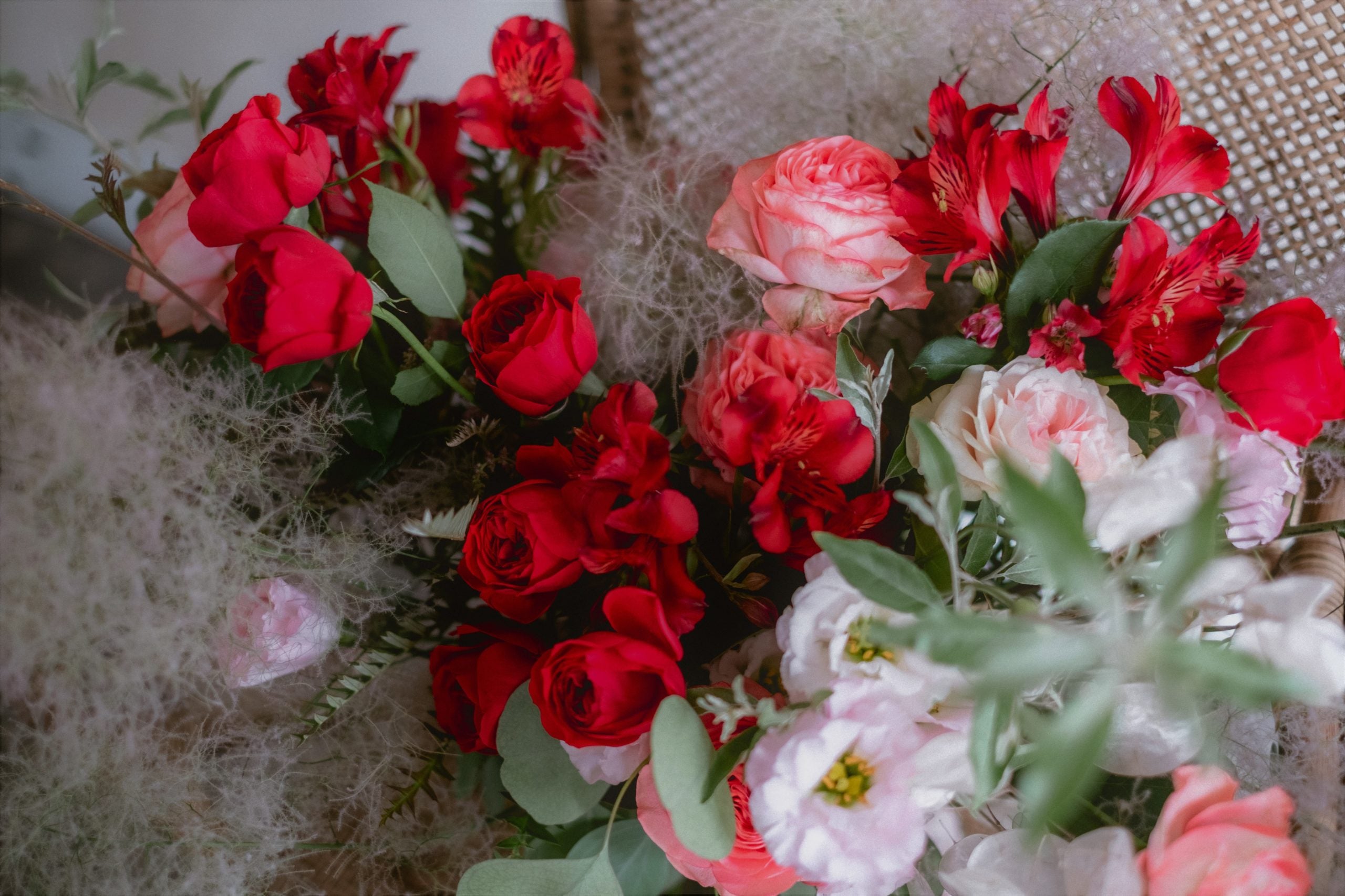 【エリア限定】Wedding Bouquet/オーダーデザインサンプル/ フレッシュフラワー/ビッグブーケ/レッドスモーク