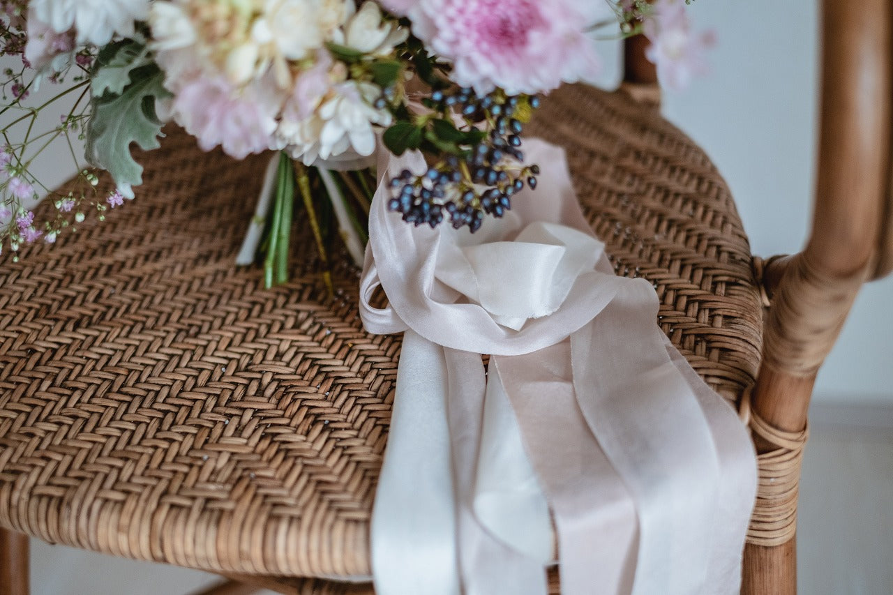 【エリア限定】Wedding Bouquet/オーダーデザインサンプル/ フレッシュフラワー/ワイドブーケ/ラビットマム