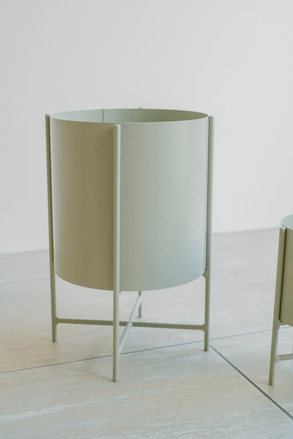 Iron Planter with Stand/アイアンプランター/ミルキーグリーン