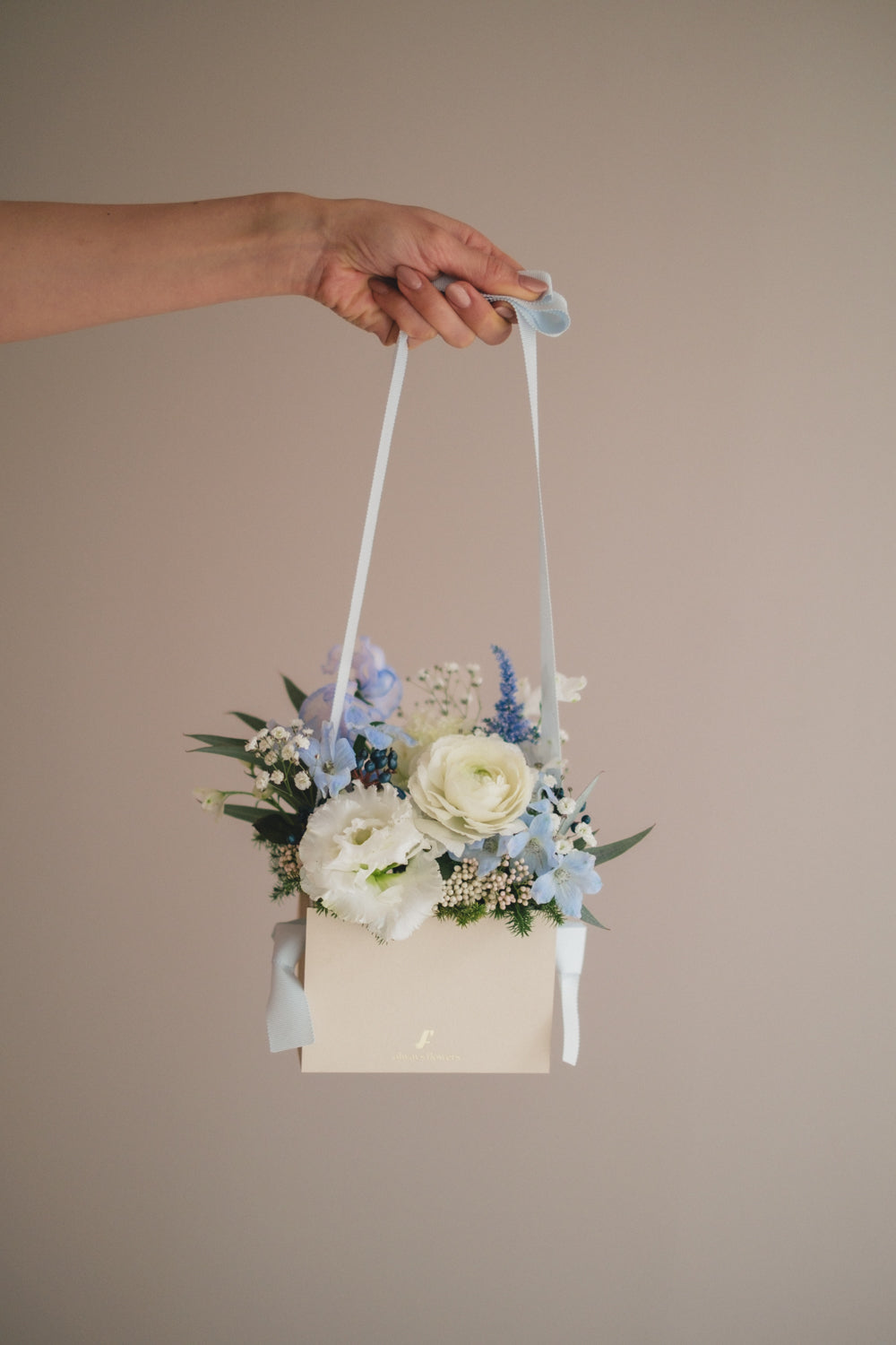 ◆1/13-3/22お届け限定◆Flower BAG No.1/フラワーバッグアレンジ ブルーブリーズ/生花