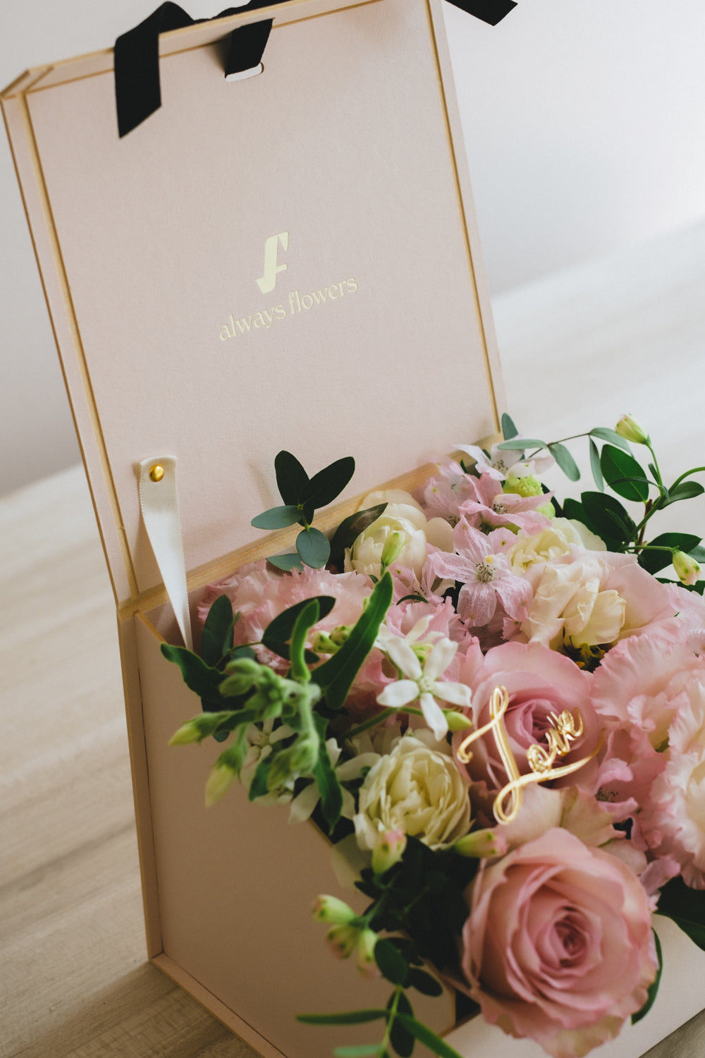 Surprise Flower Box /サプライズフラワーボックス ピンク/生花