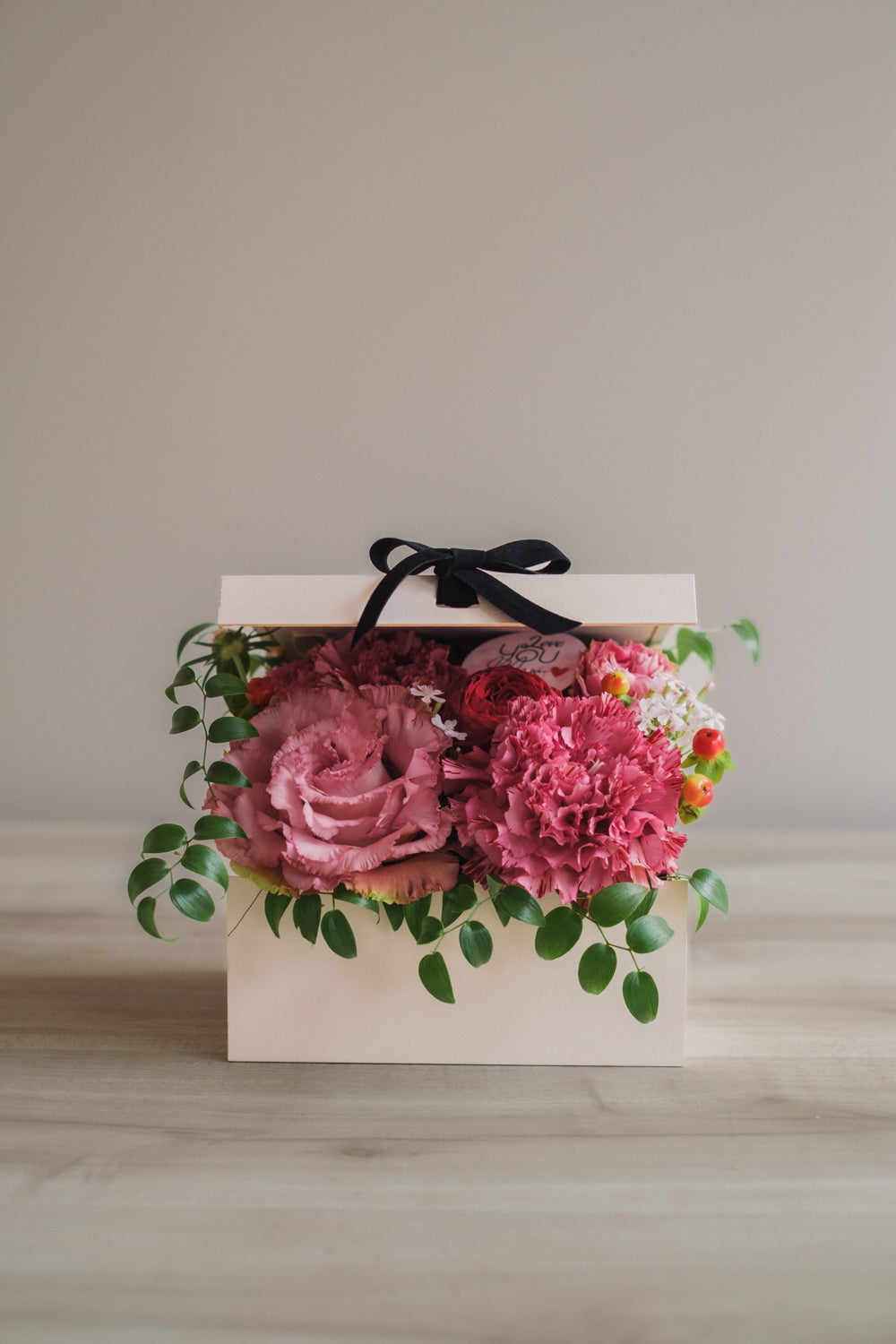◆母の日限定◆Surprise Flower Box /サプライズフラワーボックス マムズグロウ/カーネーション 生花