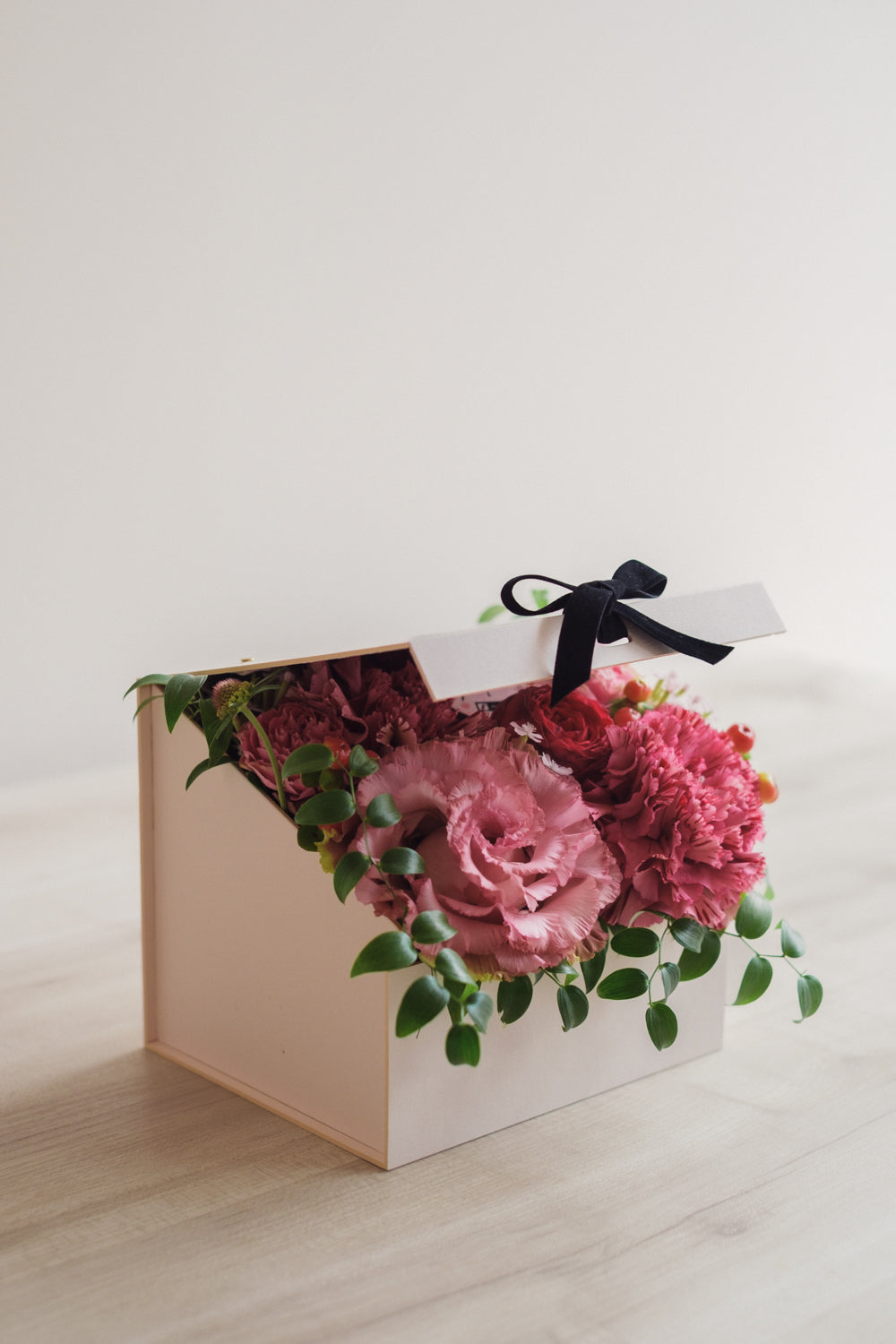 ◆母の日限定◆Surprise Flower Box /サプライズフラワーボックス マムズグロウ/カーネーション 生花