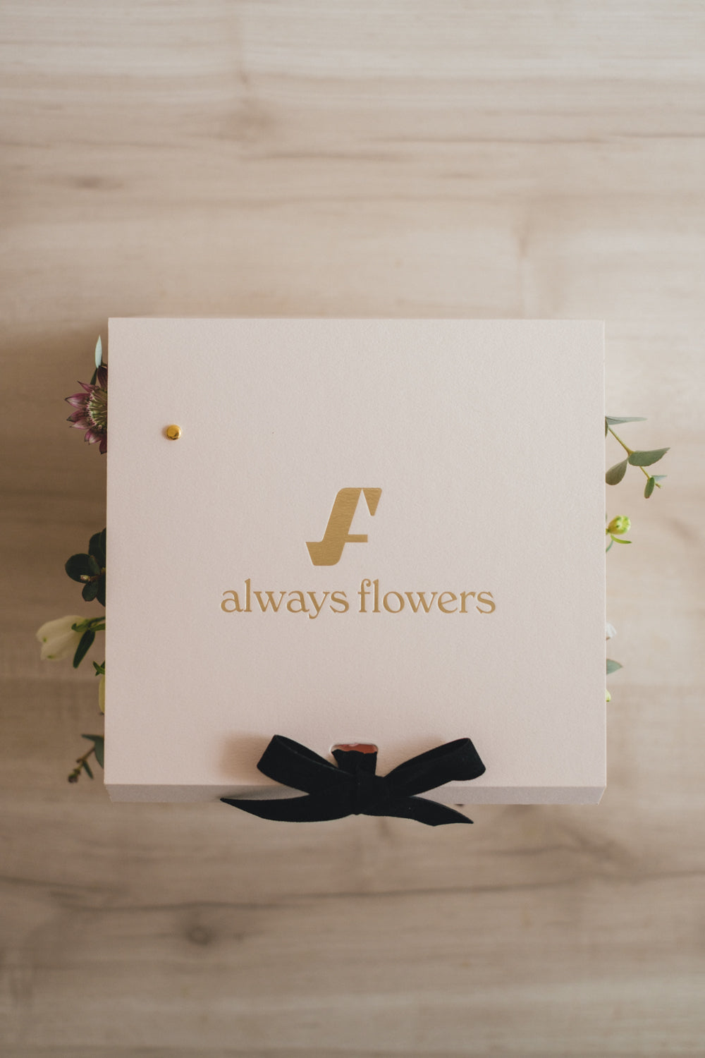 ◆母の日限定◆Surprise Flower Box /サプライズフラワーボックス マムズルミ/カーネーション 生花