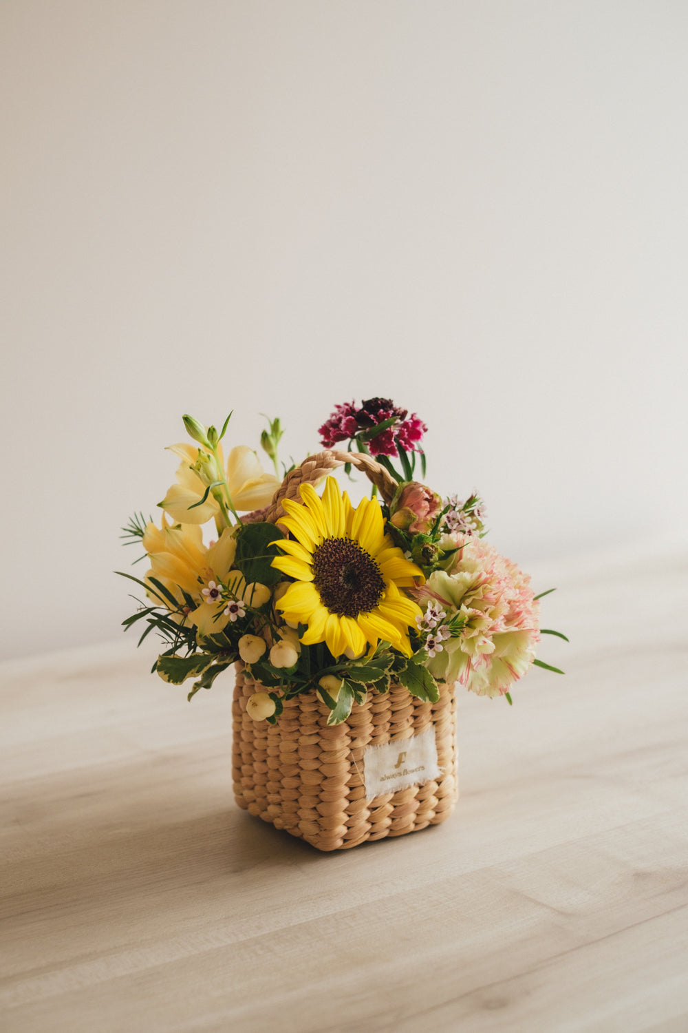◆5/21-8/3お届け限定◆Flower BAG No.3 /スクエアカゴバッグ トラッドイエロー/生花