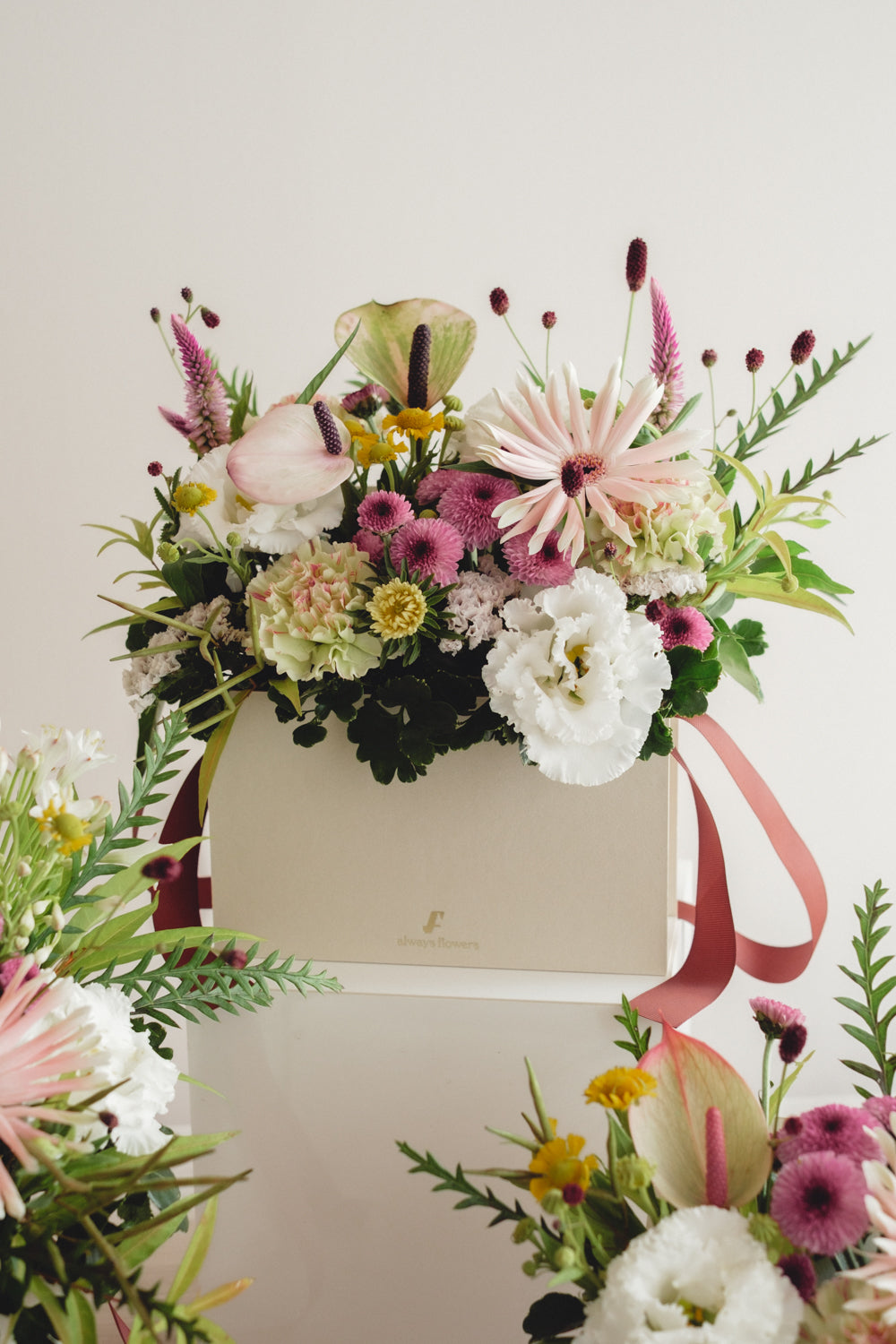 ◆8/19-9/30お届け限定◆Flower BAG No.1/フラワーバッグアレンジ サンリットブルーム/生花