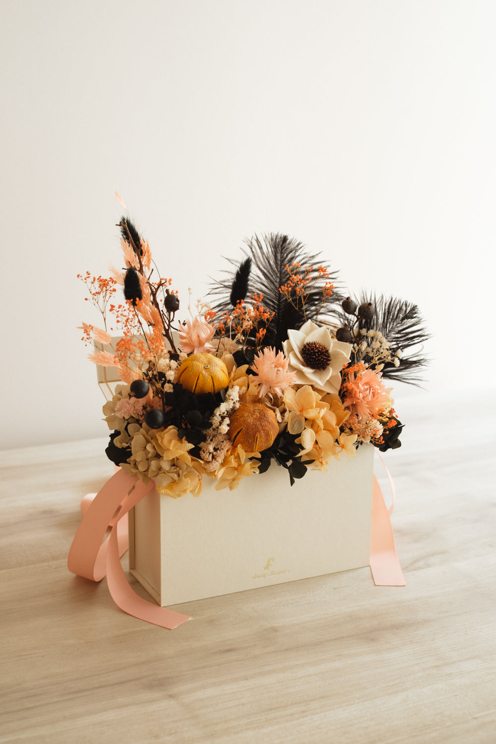 ◆ハロウィン限定◆Flower BAG No.1/フラワーバッグアレンジ ブラックブルーム/ドライ&プリザーブドフラワー