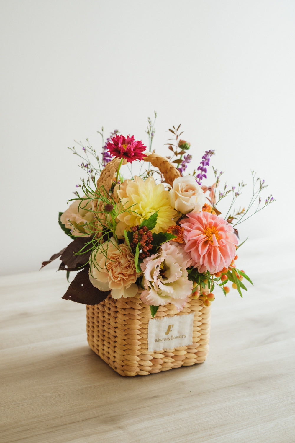 ◆10/4-11/30お届け限定◆Flower BAG No.3/フラワーバッグアレンジ ダリアチャーム/生花