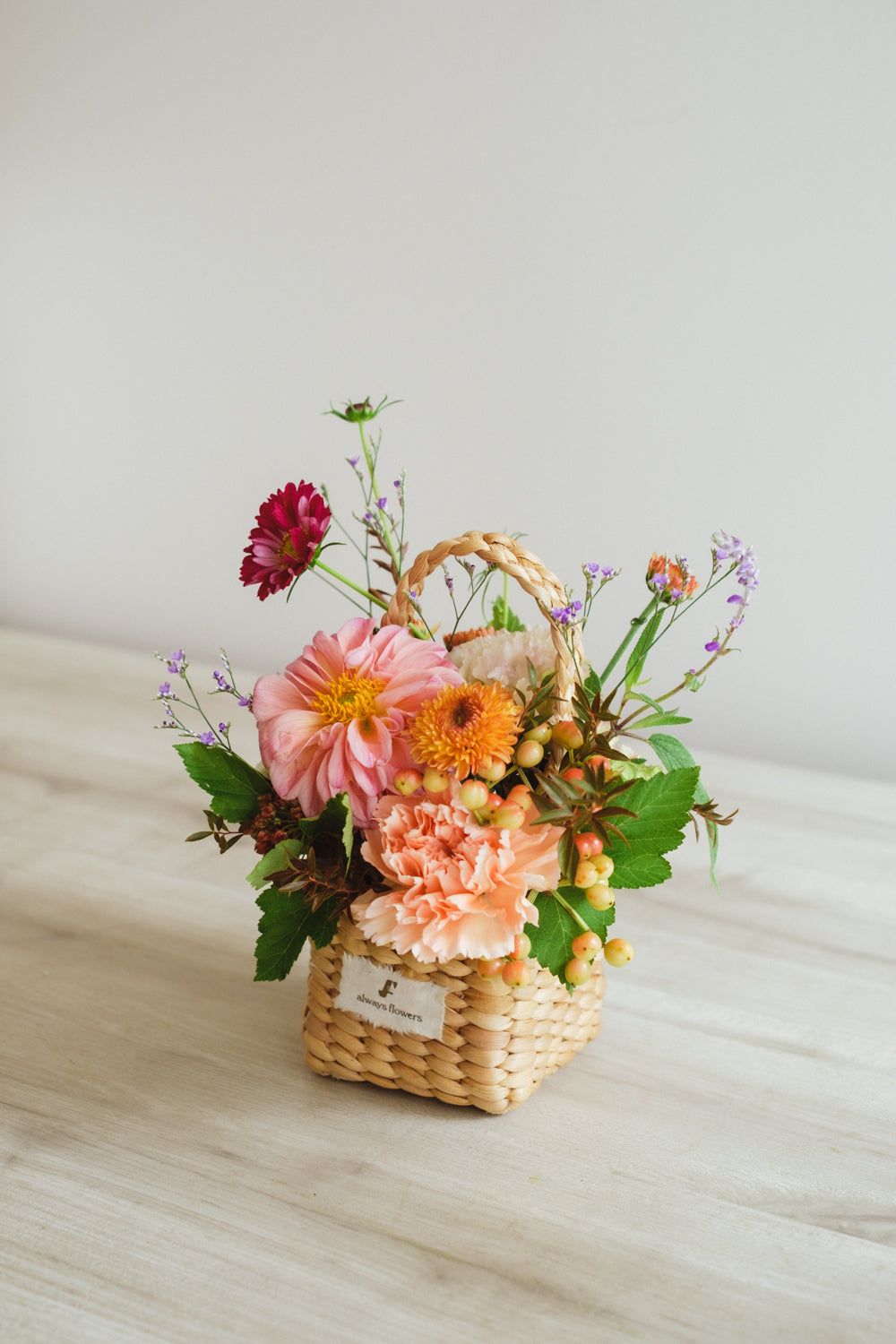 ◆10/4-11/30お届け限定◆Flower BAG No.3/フラワーバッグアレンジ ダリアチャーム/生花