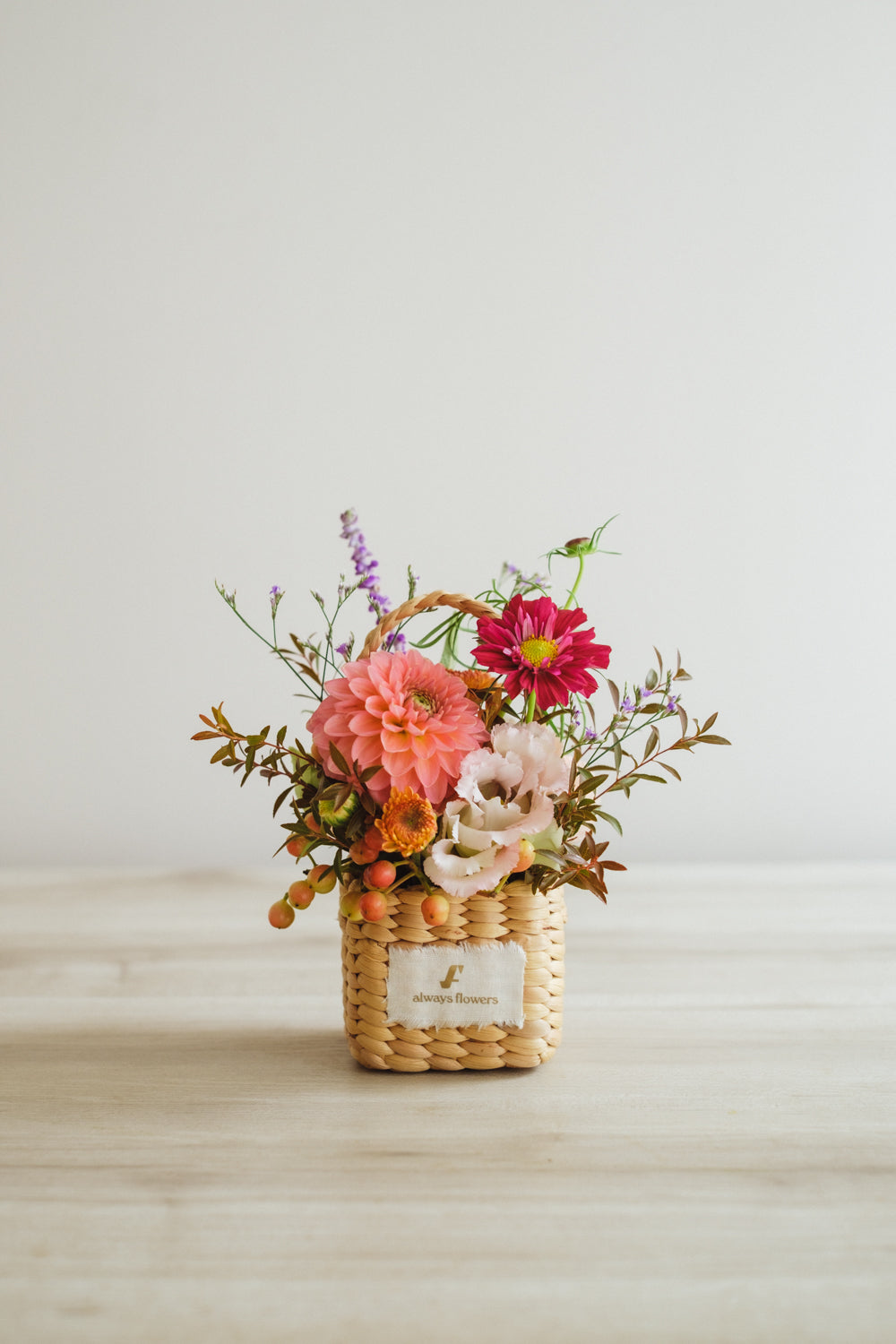 ◆10/4-11/30お届け限定◆Flower BAG No.3/フラワーバッグアレンジ ダリアチャーム/生花