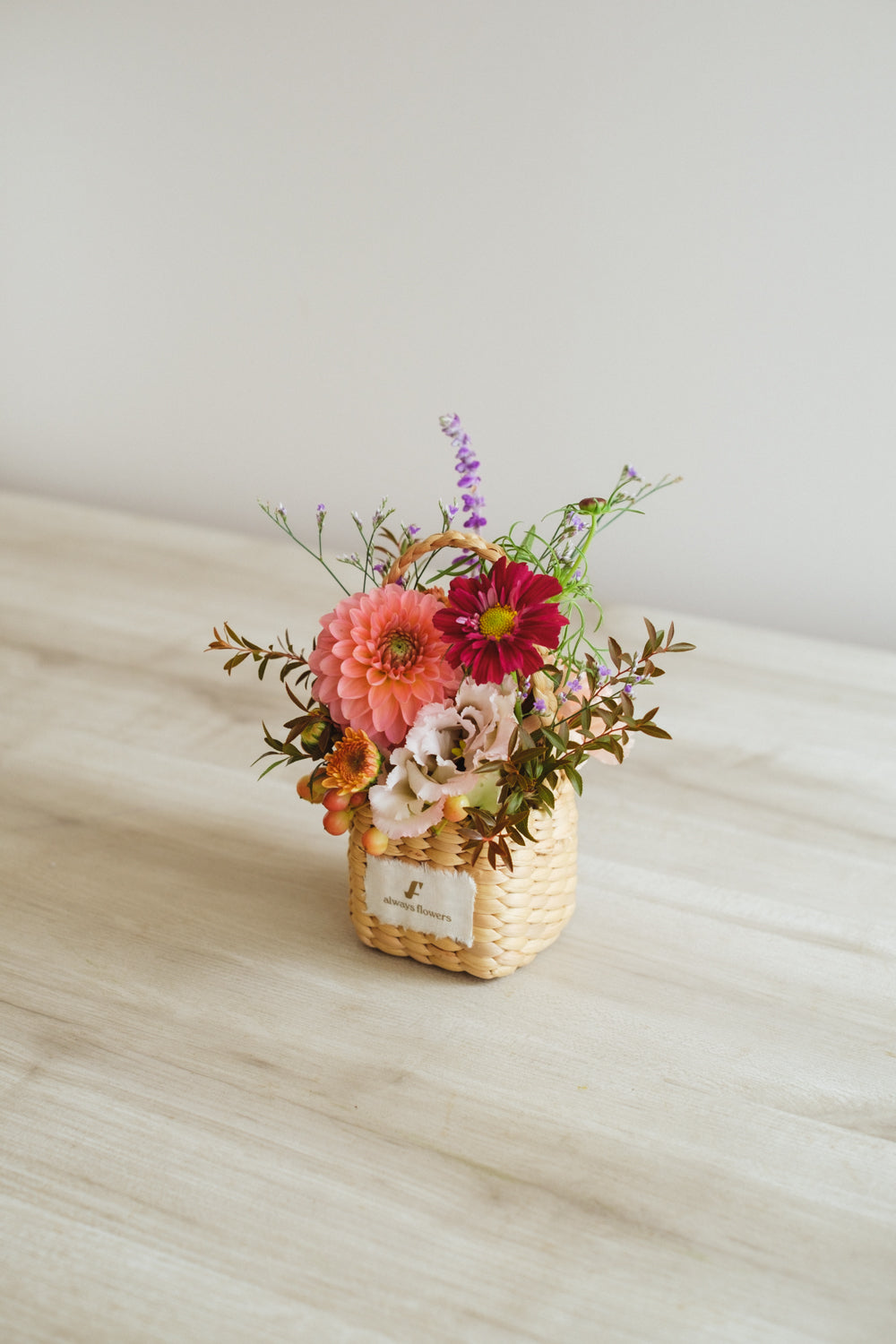 ◆10/4-11/30お届け限定◆Flower BAG No.3/フラワーバッグアレンジ ダリアチャーム/生花