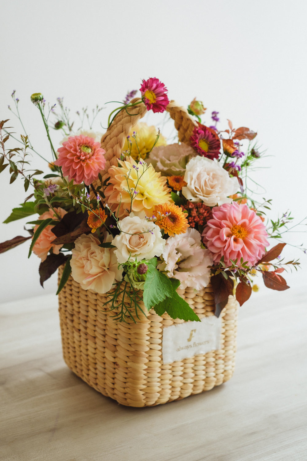 ◆10/4-11/30お届け限定◆Flower BAG No.3/フラワーバッグアレンジ ダリアチャーム/生花