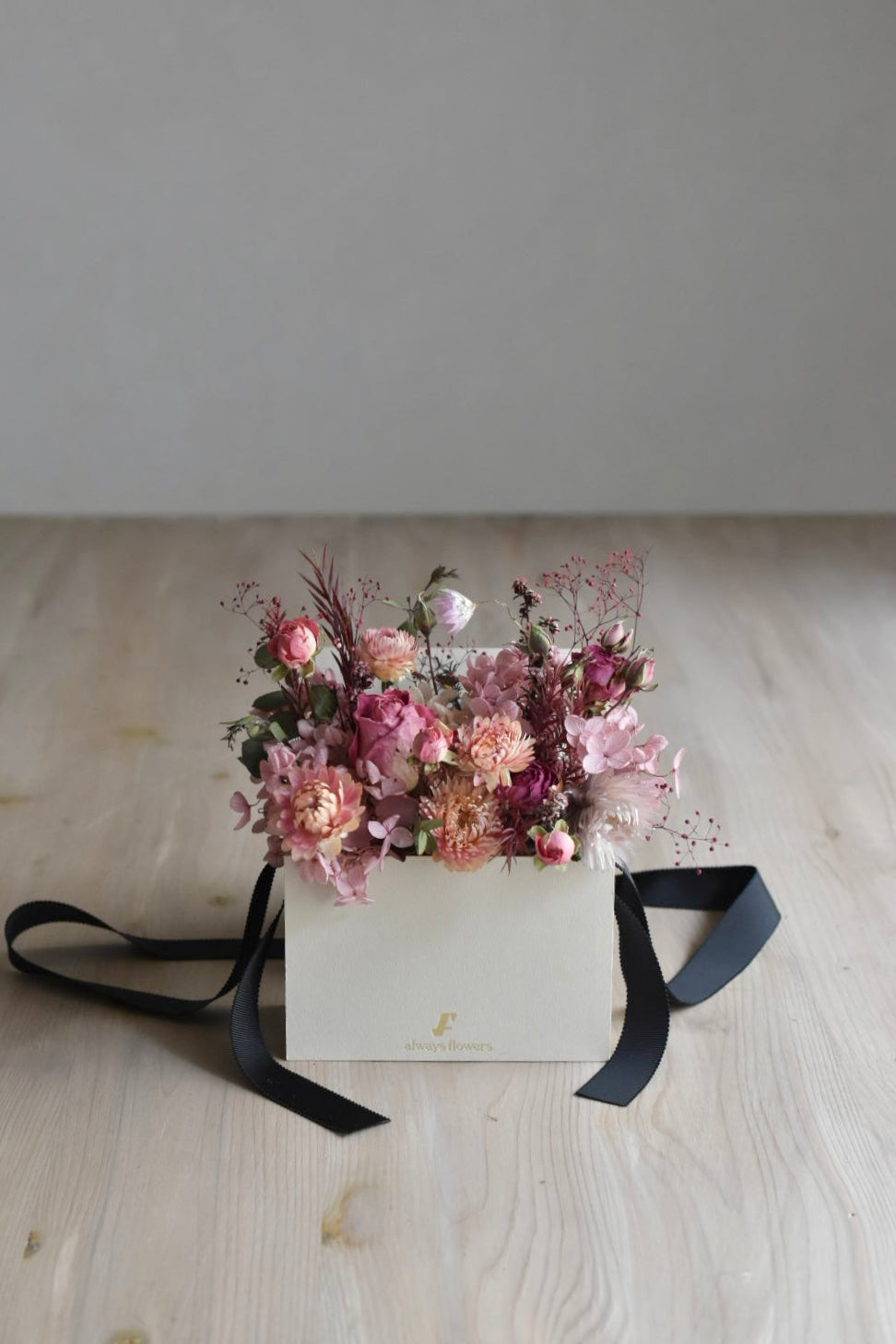 Flower BAG No.1/フラワーバッグアレンジ スモーキーピンク/ドライ&プリザーブドフラワー