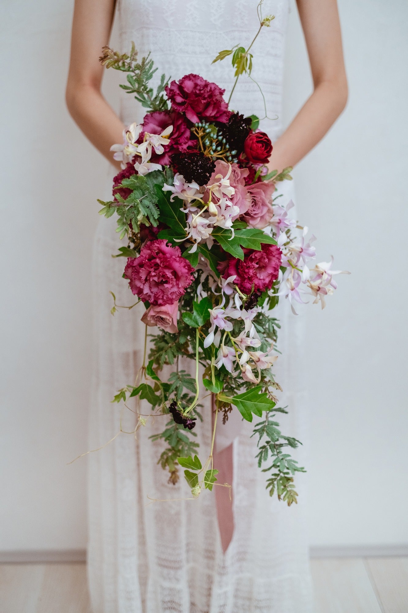 【エリア限定】Wedding Bouquet/オーダーデザインブーケサンプル/ フレッシュフラワー/モダンキャスケード