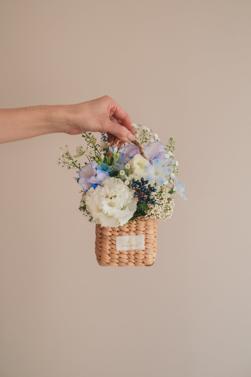 ◆1/13-3/22お届け限定◆Flower BAG No.3／フラワーバッグアレンジ　エアリーブルー／生花