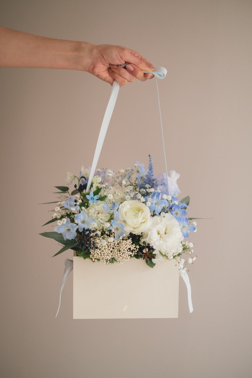 ◆1/13-3/22お届け限定◆Flower BAG No.1／フラワーバッグアレンジ　ブルーブリーズ／生花