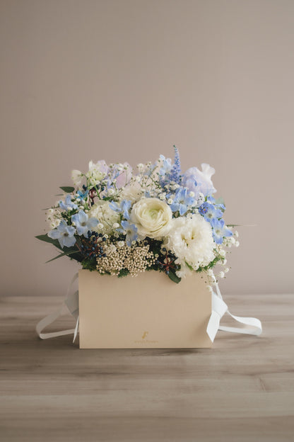 ◆1/13-3/22お届け限定◆Flower BAG No.1／フラワーバッグアレンジ　ブルーブリーズ／生花