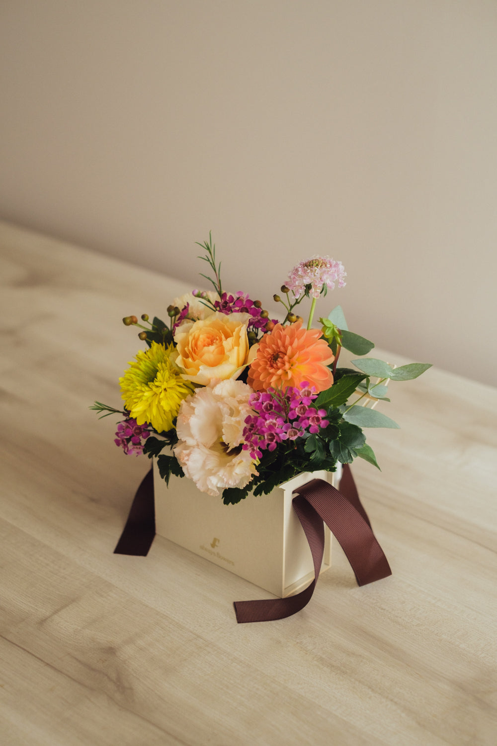 ◆10/8-11/15お届け限定◆Flower BAG No.1／フラワーバッグアレンジ　レヨン・ダンブル／生花
