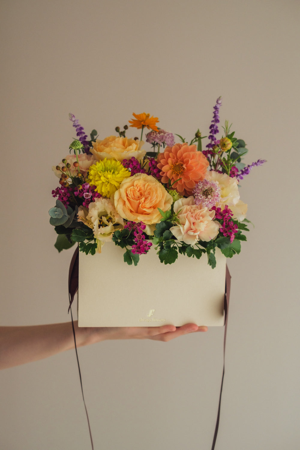 ◆10/8-11/15お届け限定◆Flower BAG No.1／フラワーバッグアレンジ　レヨン・ダンブル／生花