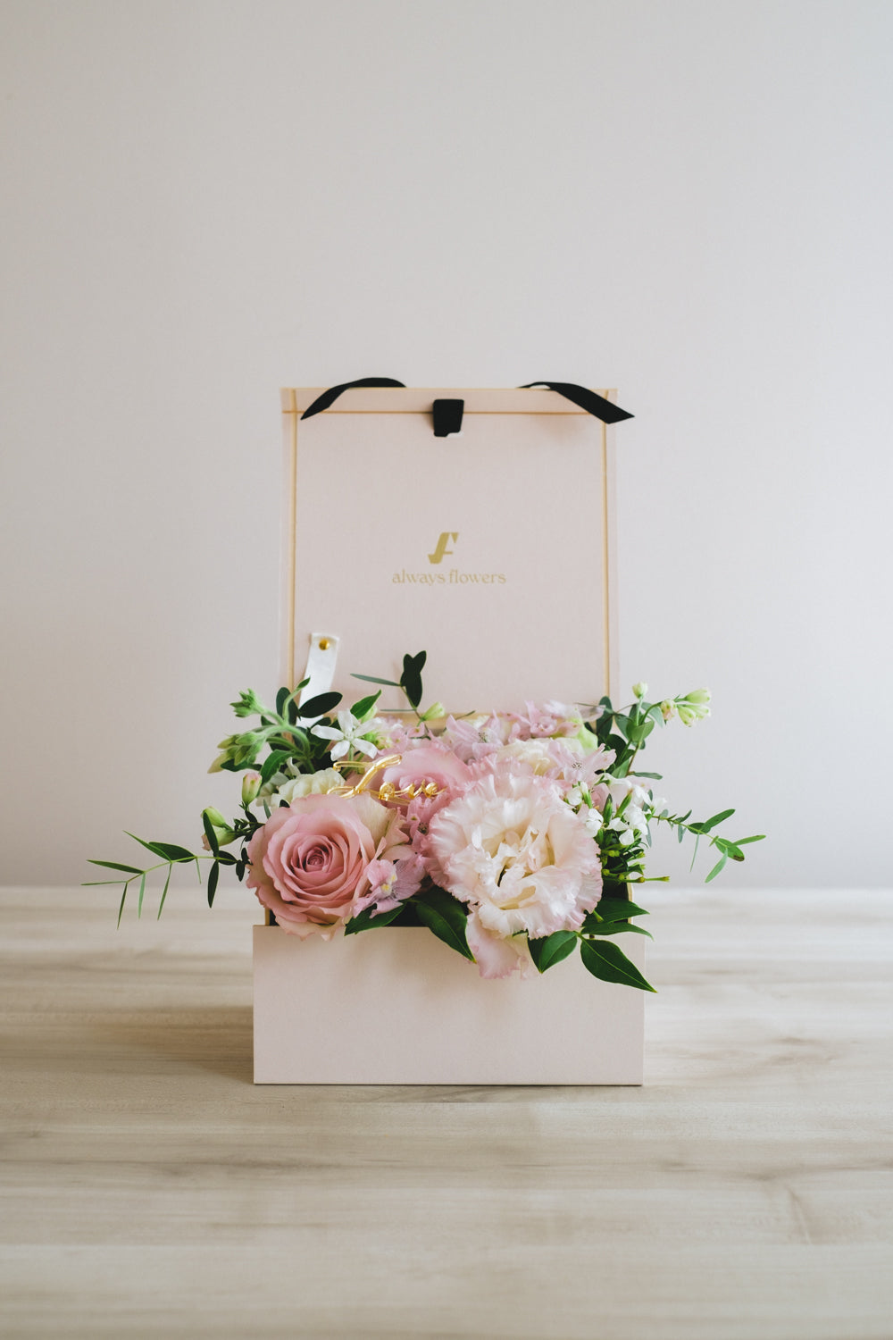 Surprise Flower Box /サプライズフラワーボックス ピンク/生花