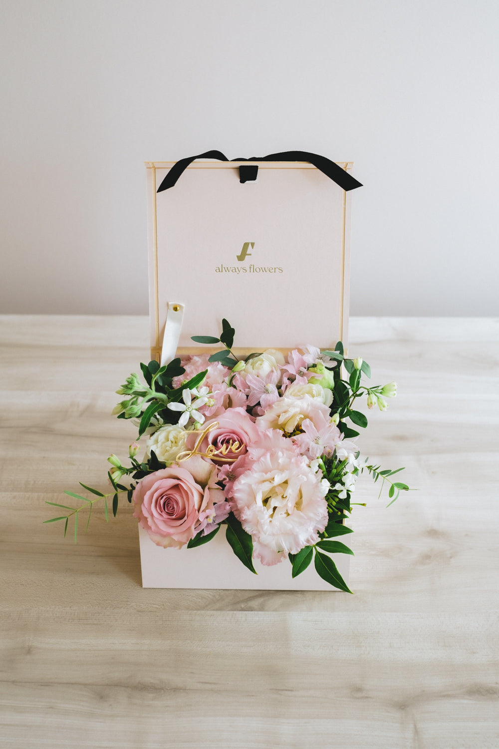 Surprise Flower Box /サプライズフラワーボックス ピンク/生花