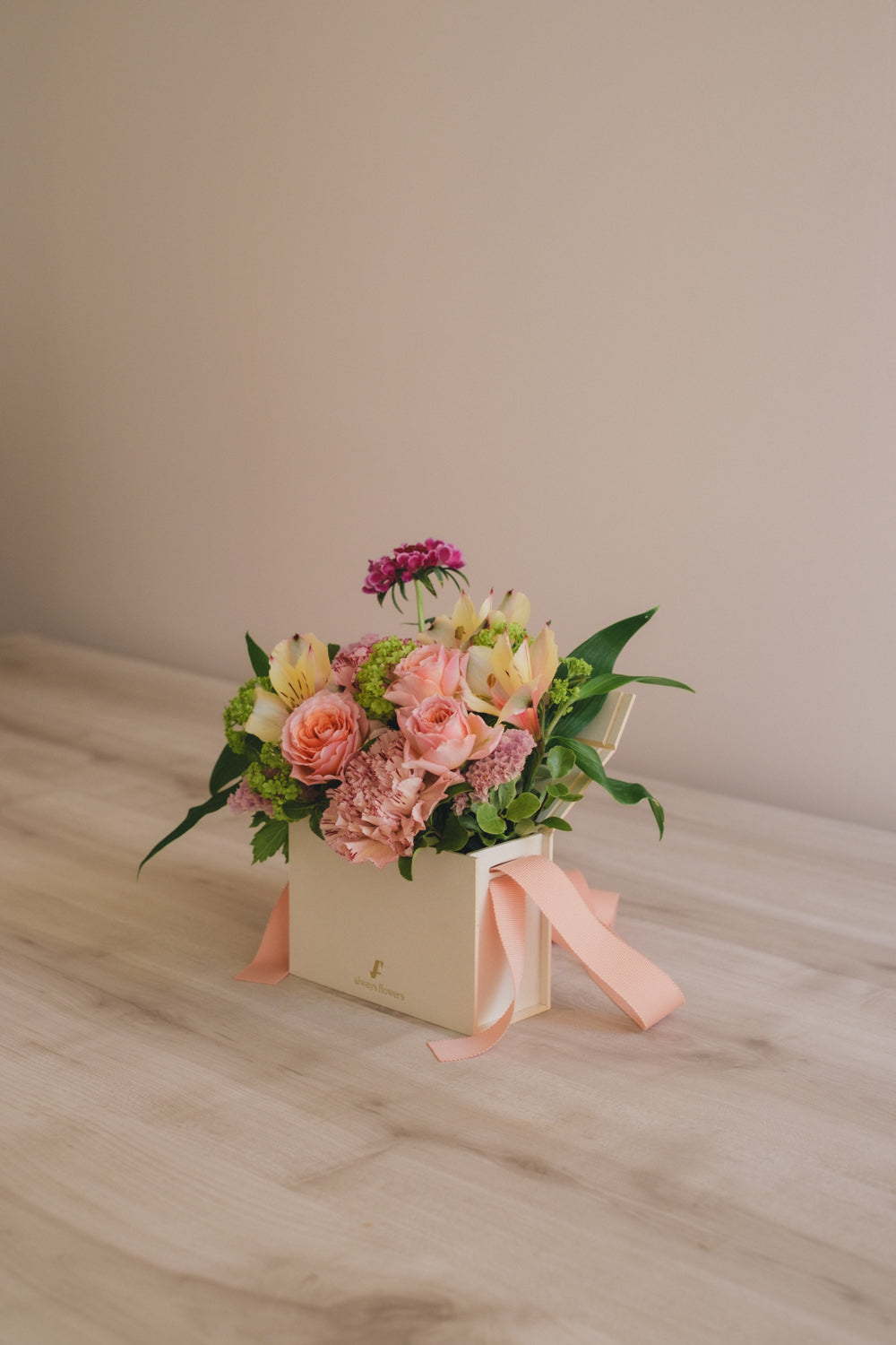 ◆3/14-4/30お届け限定◆Flower BAG No.1／フラワーバッグアレンジ　ブルームパレット／生花