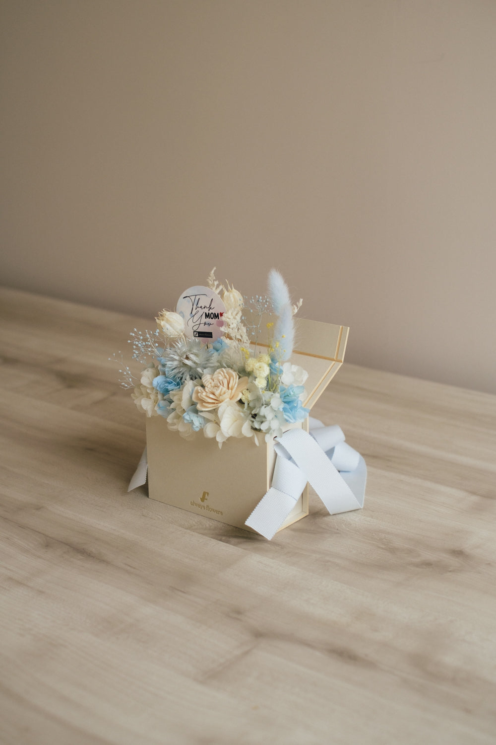 ◆母の日限定◆Flower BAG No.1／フラワーバッグアレンジ　5 Mom’s Colors White／ホワイト　ドライ&amp;プリザーブドフラワー