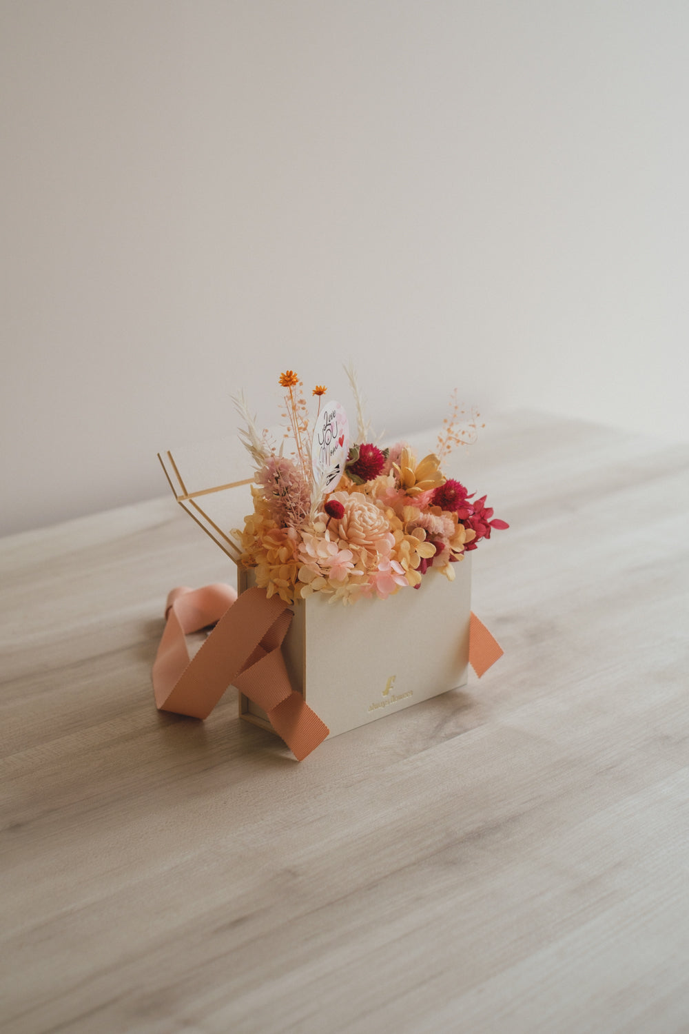 ◆母の日限定◆Flower BAG No.1／フラワーバッグアレンジ　5 Mom’s Colors Orange／オレンジ　ドライ&amp;プリザーブドフラワー