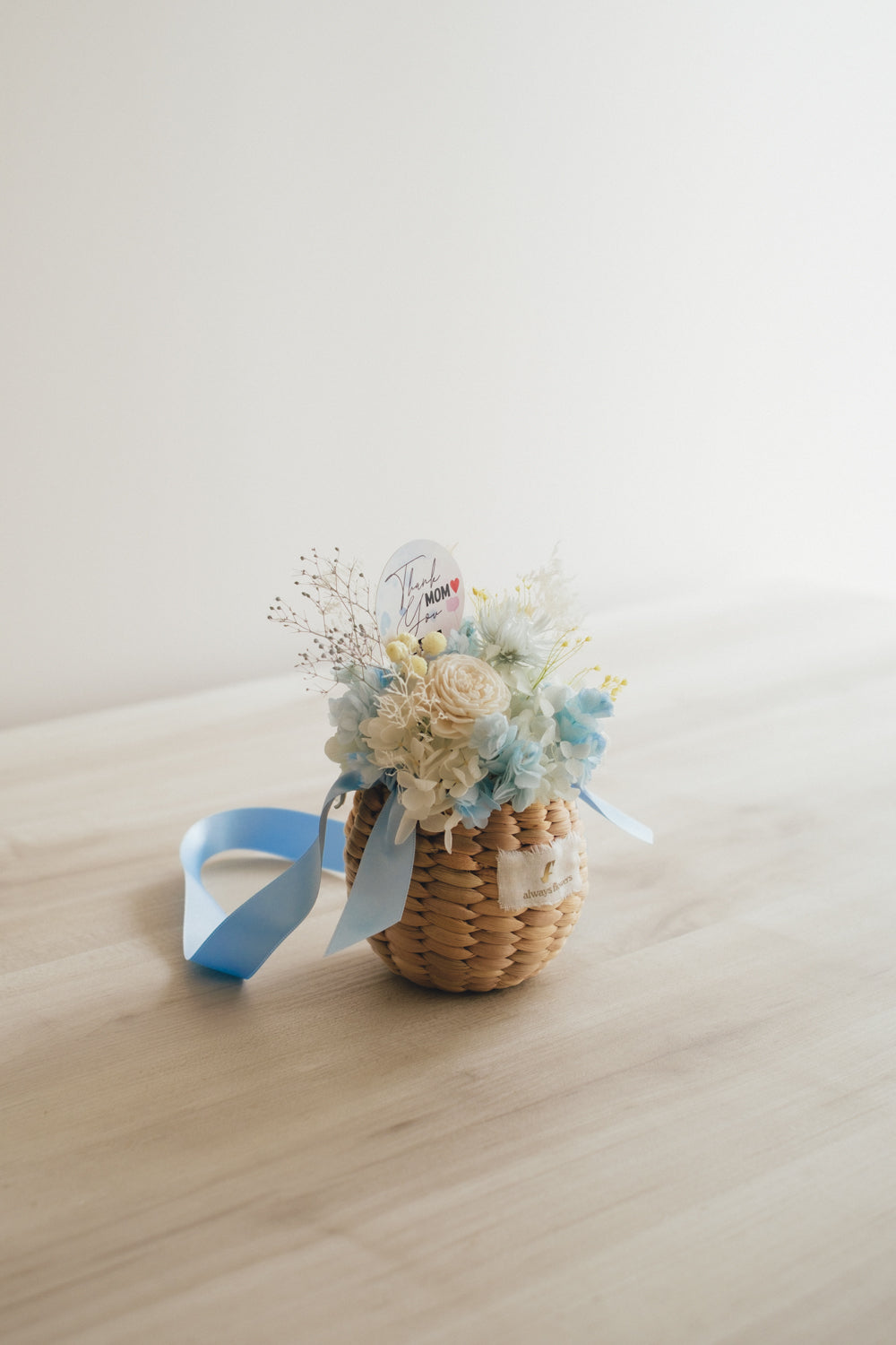 ◆母の日限定◆Flower BAG No.2／フラワーバッグアレンジ　5 Mom’s Colors White／ホワイト  ドライ&amp;プリザーブドフラワー