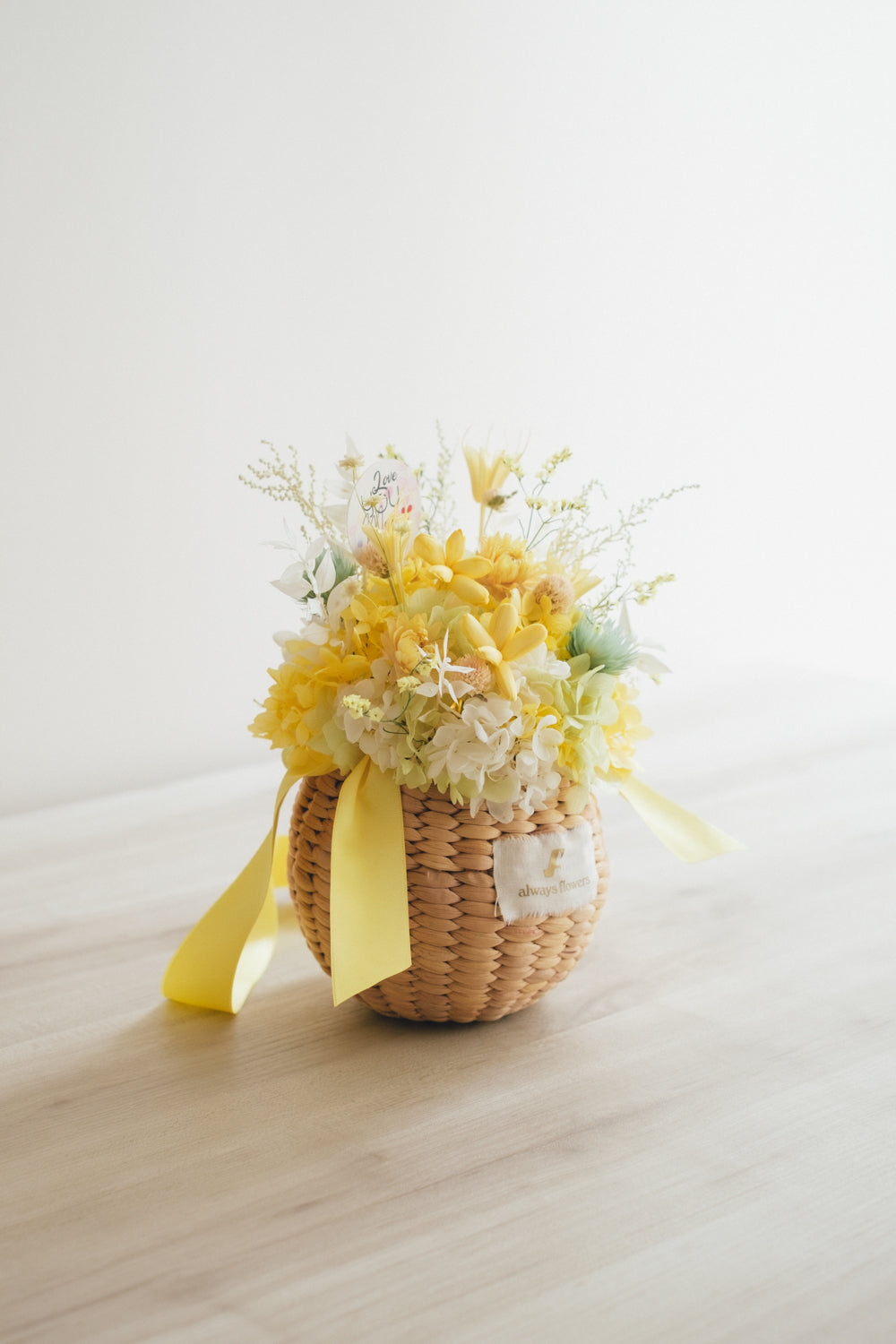 ◆数量限定◆Flower BAG No.2／カゴバッグアレンジ　5 Mom’s Colors Yellow／イエロー  ドライ&amp;プリザーブドフラワー