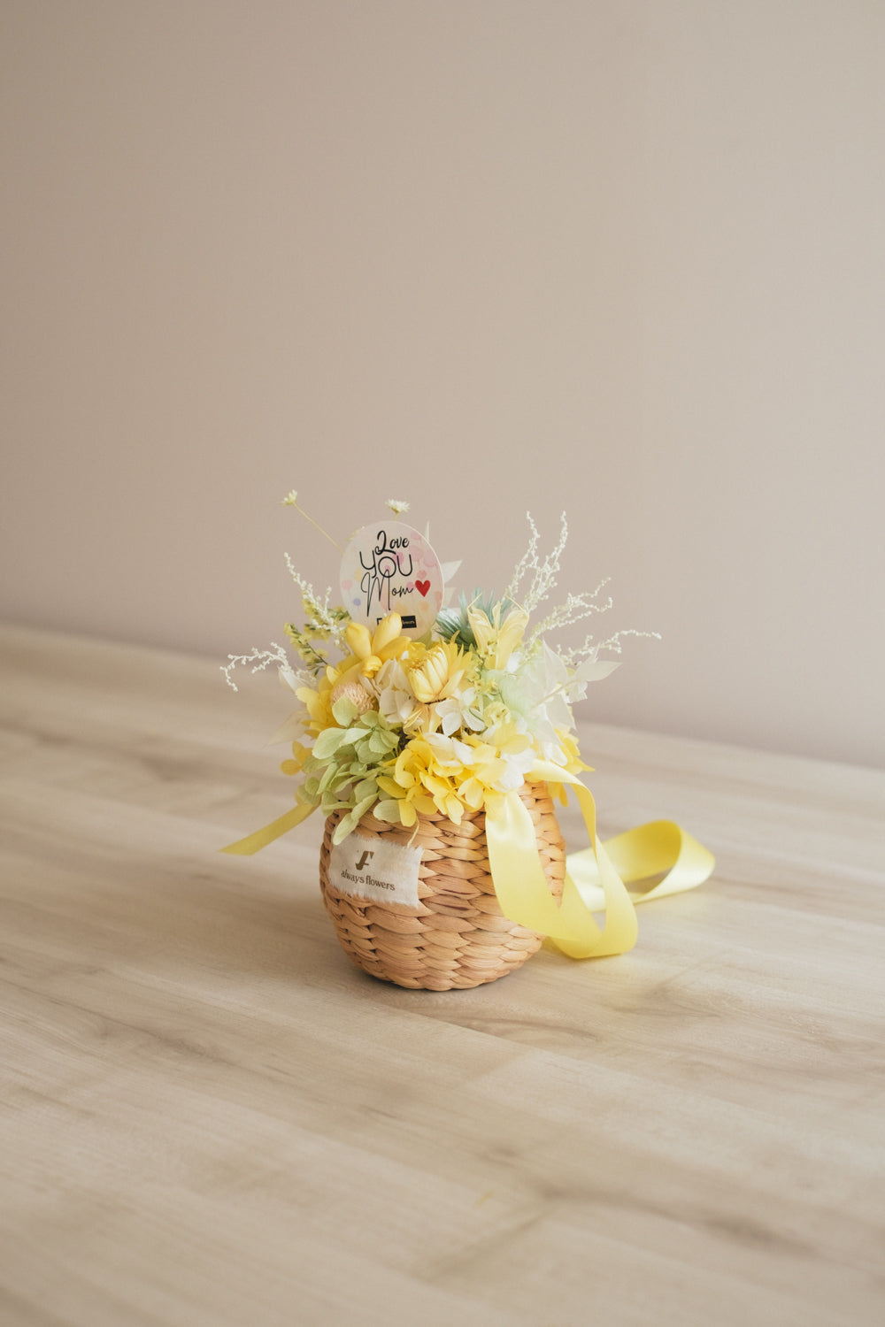 ◆数量限定◆Flower BAG No.2／カゴバッグアレンジ　5 Mom’s Colors Yellow／イエロー  ドライ&amp;プリザーブドフラワー