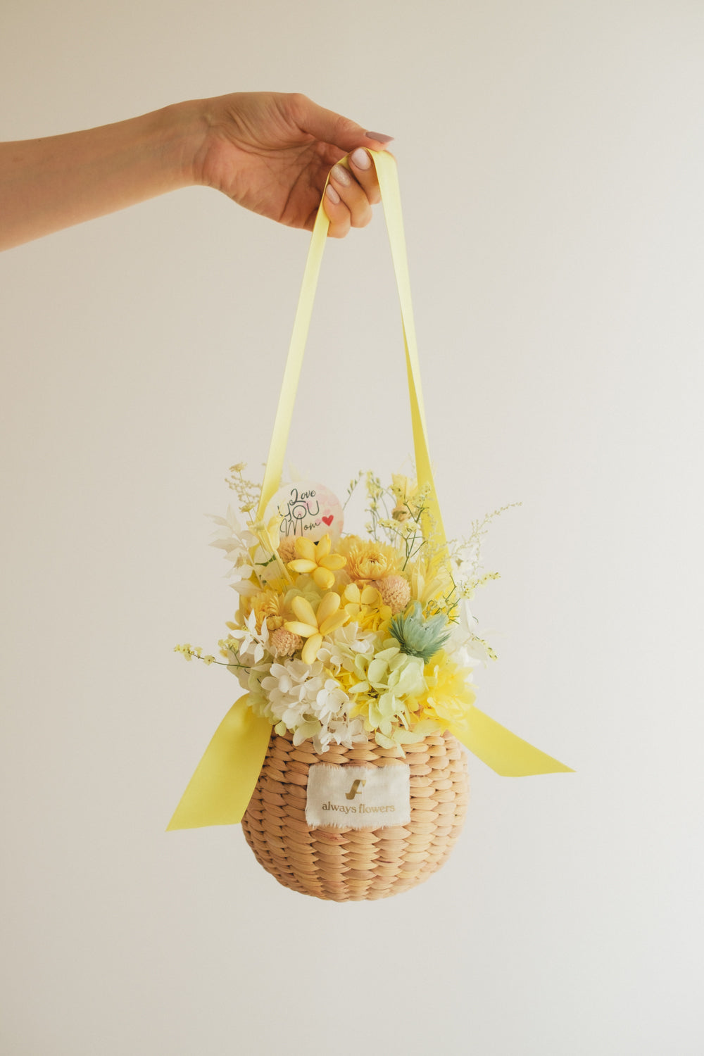 ◆数量限定◆Flower BAG No.2／カゴバッグアレンジ　5 Mom’s Colors Yellow／イエロー  ドライ&amp;プリザーブドフラワー