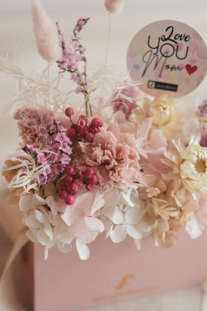 ◆数量限定ピンクバッグ◆Flower BAG No.1／フラワーバッグアレンジ　モアピンクバッグ／カーネーション　ドライ&amp;プリザーブドフラワー