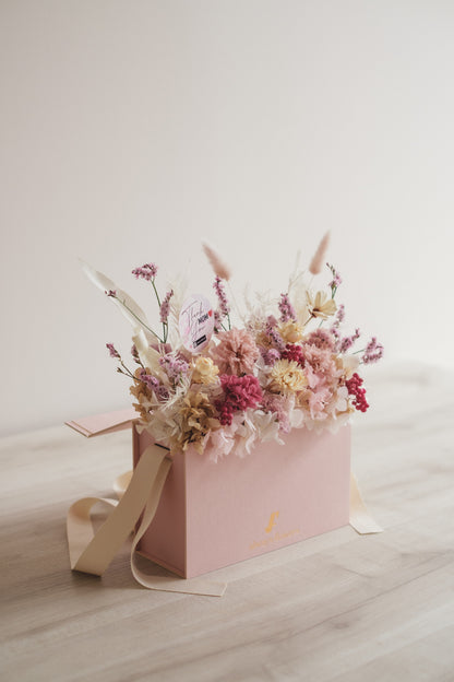 ◆数量限定ピンクバッグ◆Flower BAG No.1／フラワーバッグアレンジ　モアピンクバッグ／カーネーション　ドライ&amp;プリザーブドフラワー
