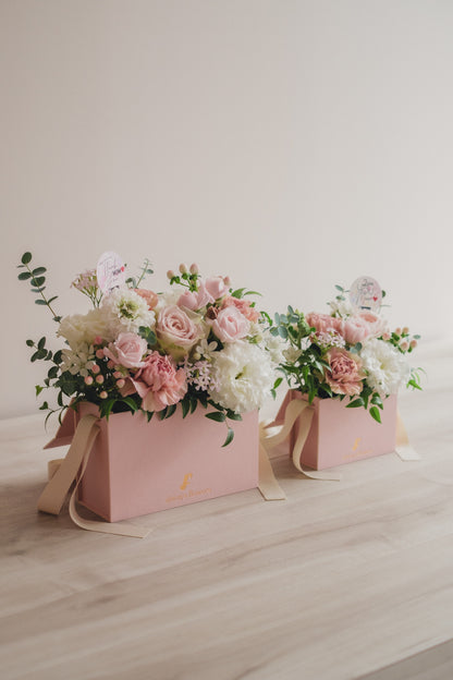 ◆母の日限定ピンクバッグ◆Flower BAG No.1／フラワーバッグアレンジ   モアピンクバッグ／カーネーション　生花