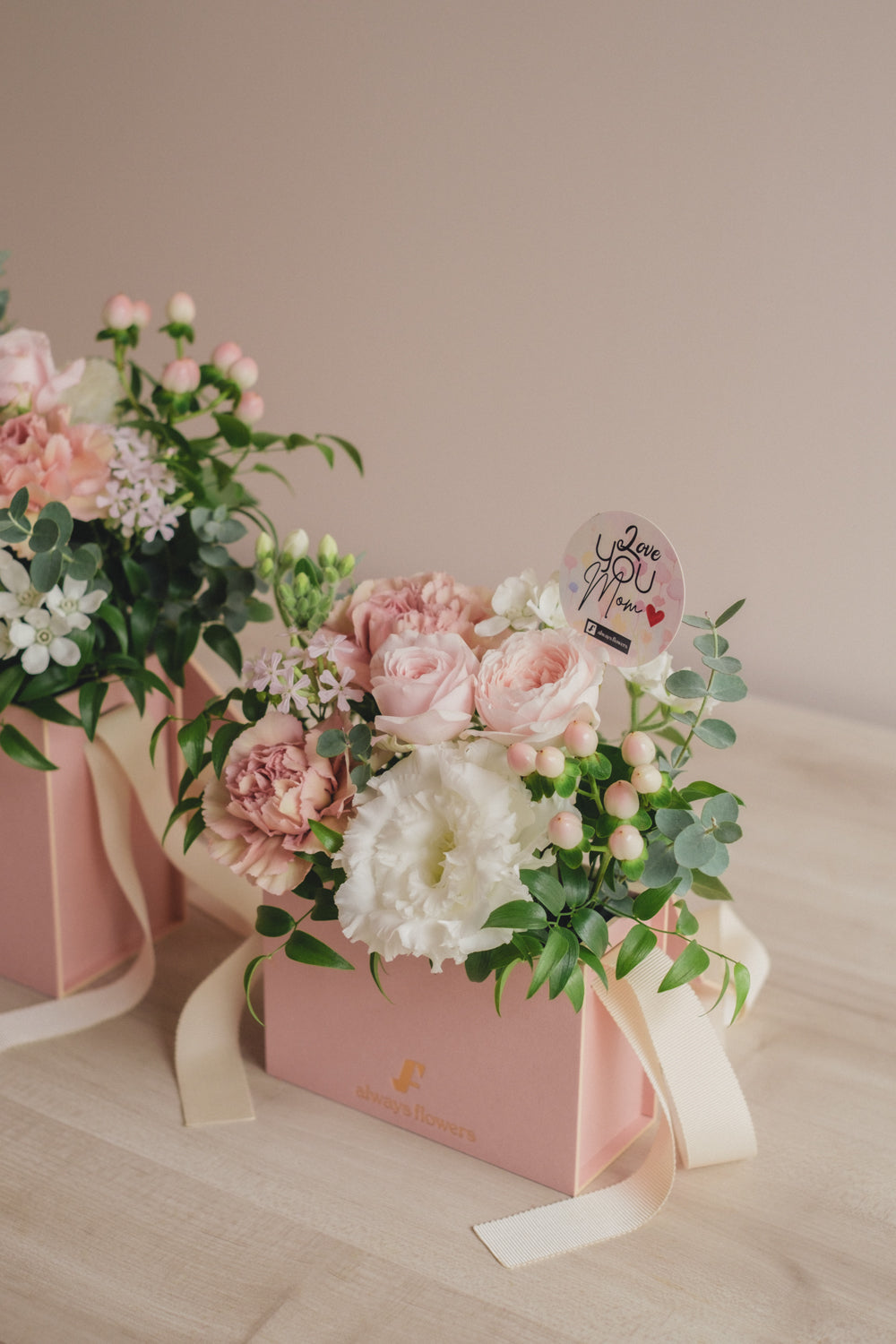 ◆母の日限定ピンクバッグ◆Flower BAG No.1／フラワーバッグアレンジ   モアピンクバッグ／カーネーション　生花