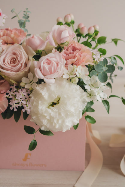 ◆母の日限定ピンクバッグ◆Flower BAG No.1／フラワーバッグアレンジ   モアピンクバッグ／カーネーション　生花