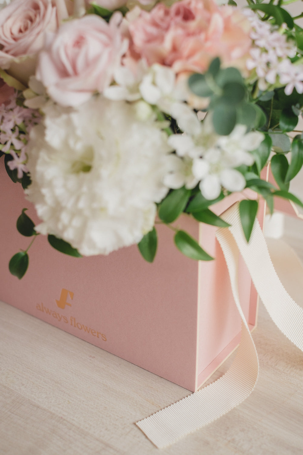 ◆母の日限定ピンクバッグ◆Flower BAG No.1／フラワーバッグアレンジ   モアピンクバッグ／カーネーション　生花