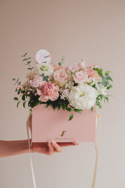 ◆母の日限定ピンクバッグ◆Flower BAG No.1／フラワーバッグアレンジ   モアピンクバッグ／カーネーション　生花