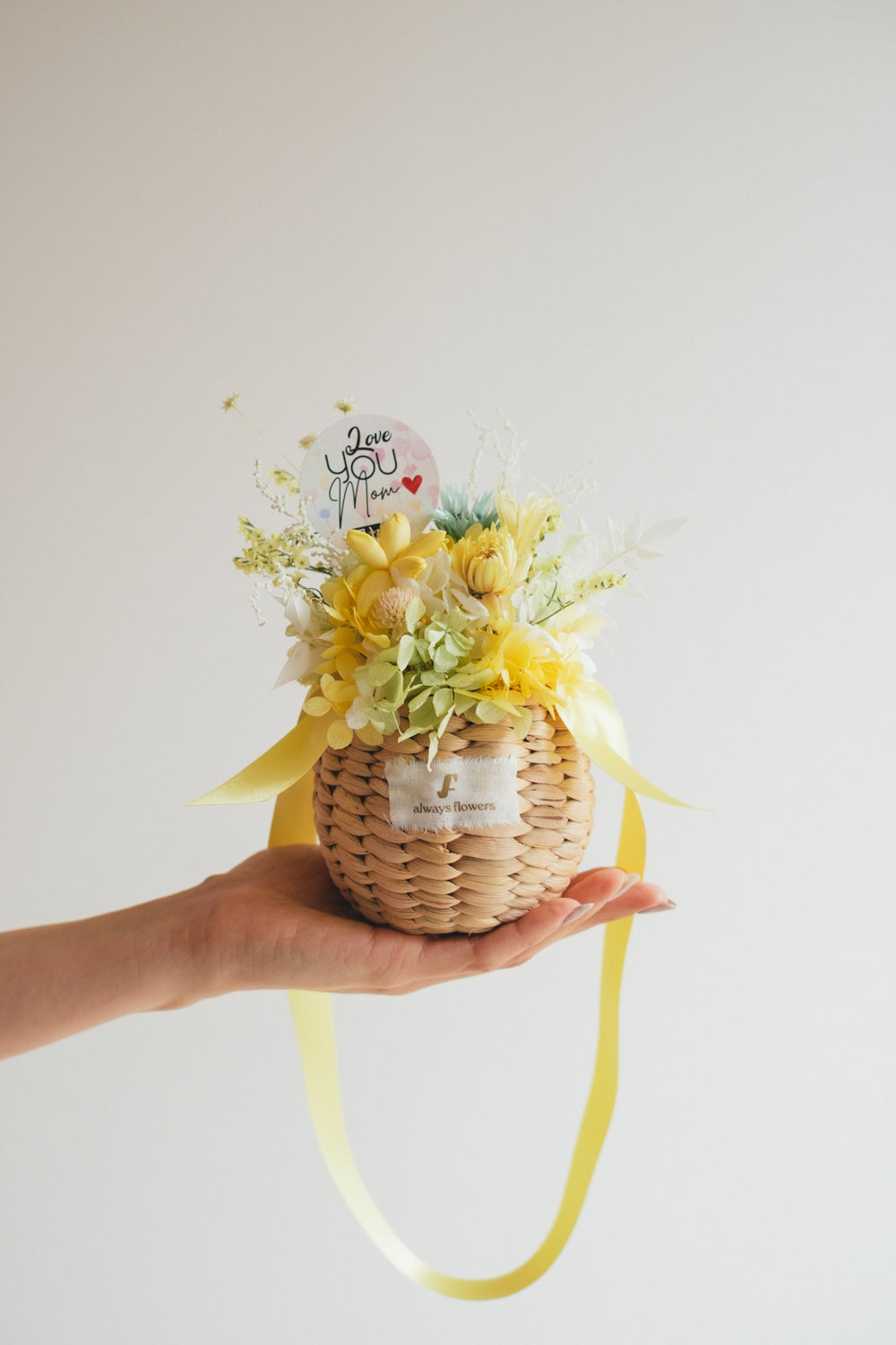 ◆数量限定◆Flower BAG No.2／カゴバッグアレンジ　5 Mom’s Colors Yellow／イエロー  ドライ&amp;プリザーブドフラワー