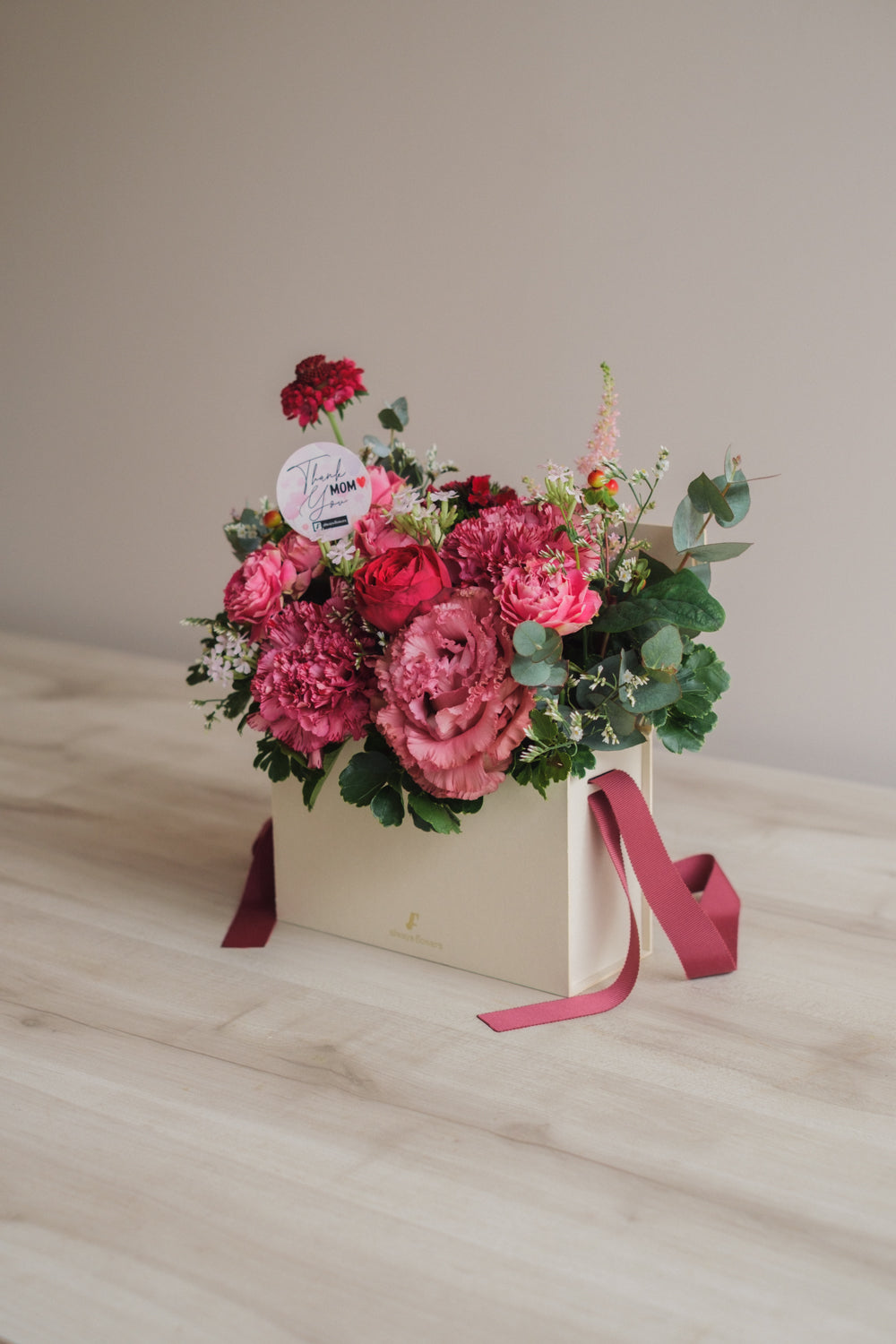 ◆母の日限定◆Flower BAG No.1／フラワーバッグアレンジ　マムズラヴ／カーネーション　生花