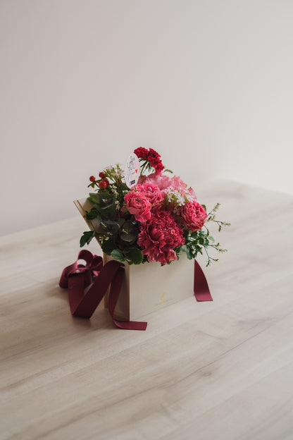 ◆母の日限定◆Flower BAG No.1／フラワーバッグアレンジ　マムズラヴ／カーネーション　生花