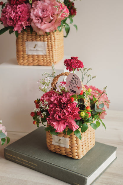 ◆母の日限定◆Flower BAG No.3 ／スクエアカゴバッグ　マムズハート／カーネーション　生花