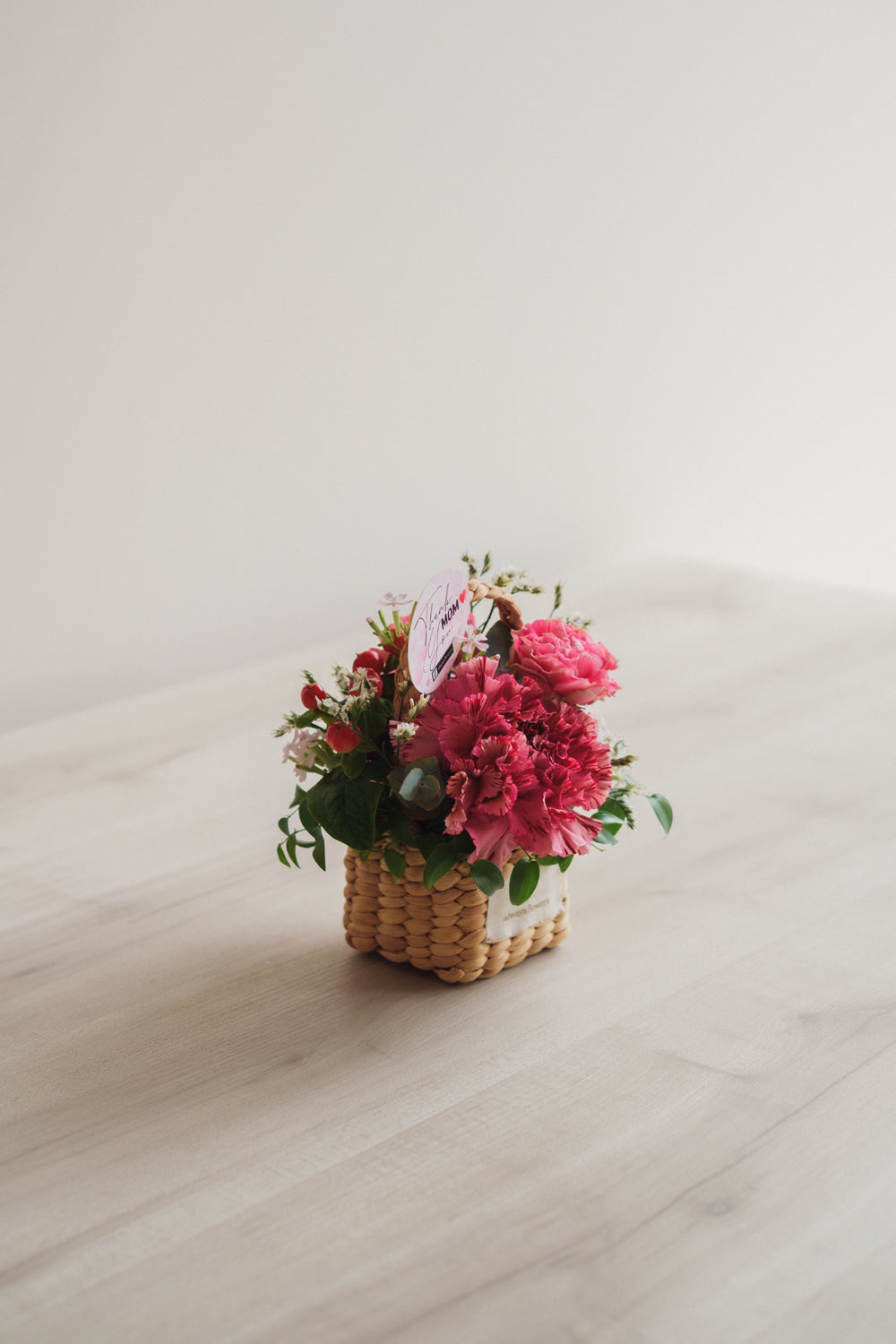 ◆母の日限定◆Flower BAG No.3 ／スクエアカゴバッグ　マムズハート／カーネーション　生花