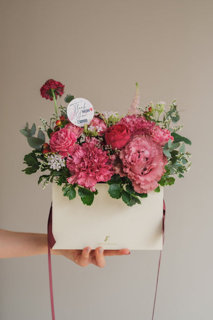 ◆母の日限定◆Flower BAG No.1／フラワーバッグアレンジ　マムズラヴ／カーネーション　生花