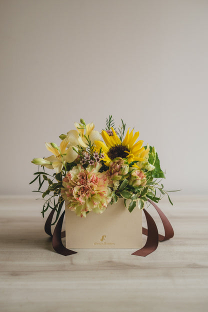 ◆5/21-8/31お届け限定◆Flower BAG No.1／フラワーバッグアレンジ　イエローチャージ／生花