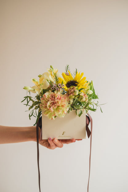 ◆5/21-8/31お届け限定◆Flower BAG No.1／フラワーバッグアレンジ　イエローチャージ／生花