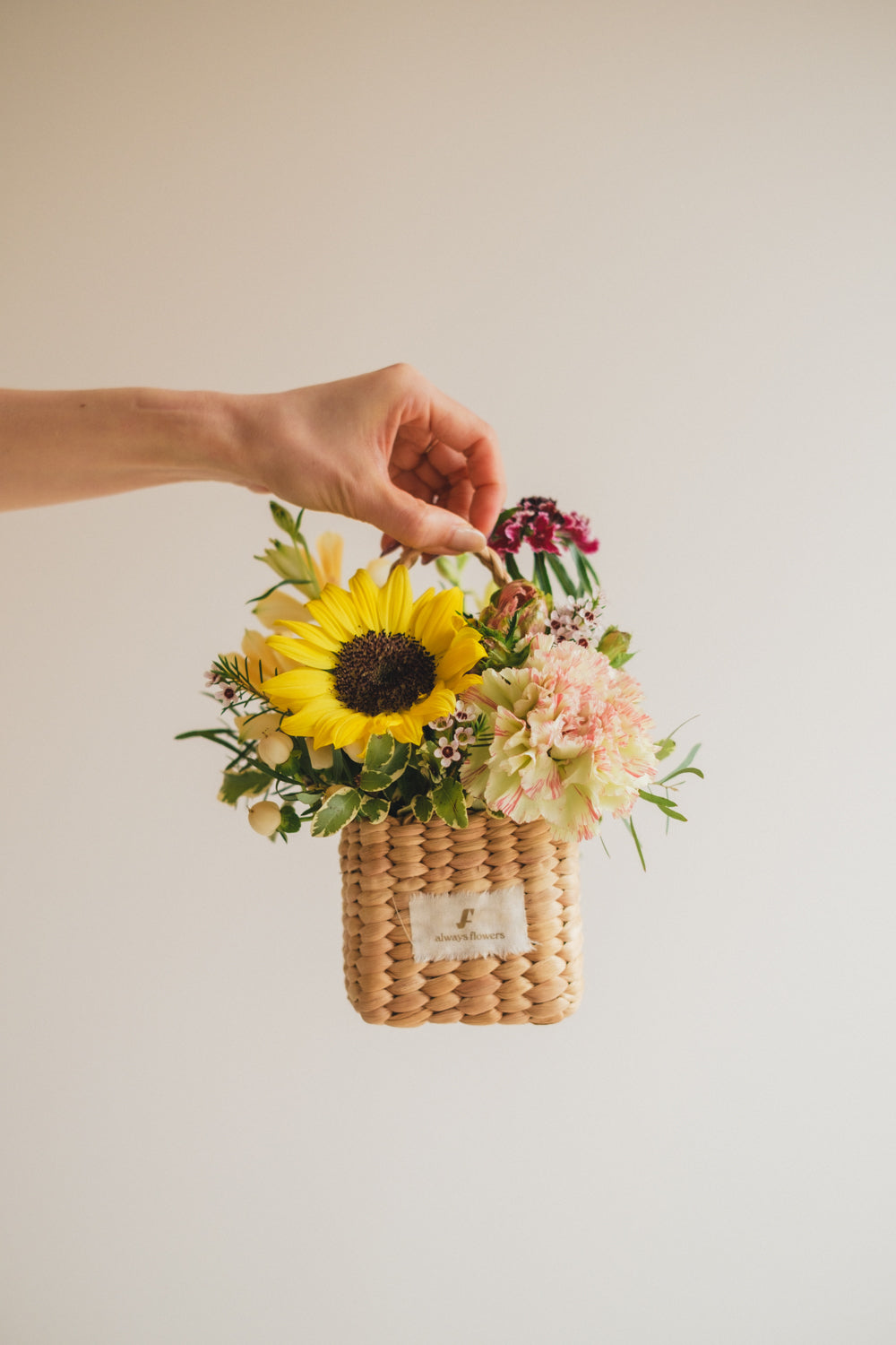 ◆5/21-8/3お届け限定◆Flower BAG No.3 ／スクエアカゴバッグ　トラッドイエロー／生花